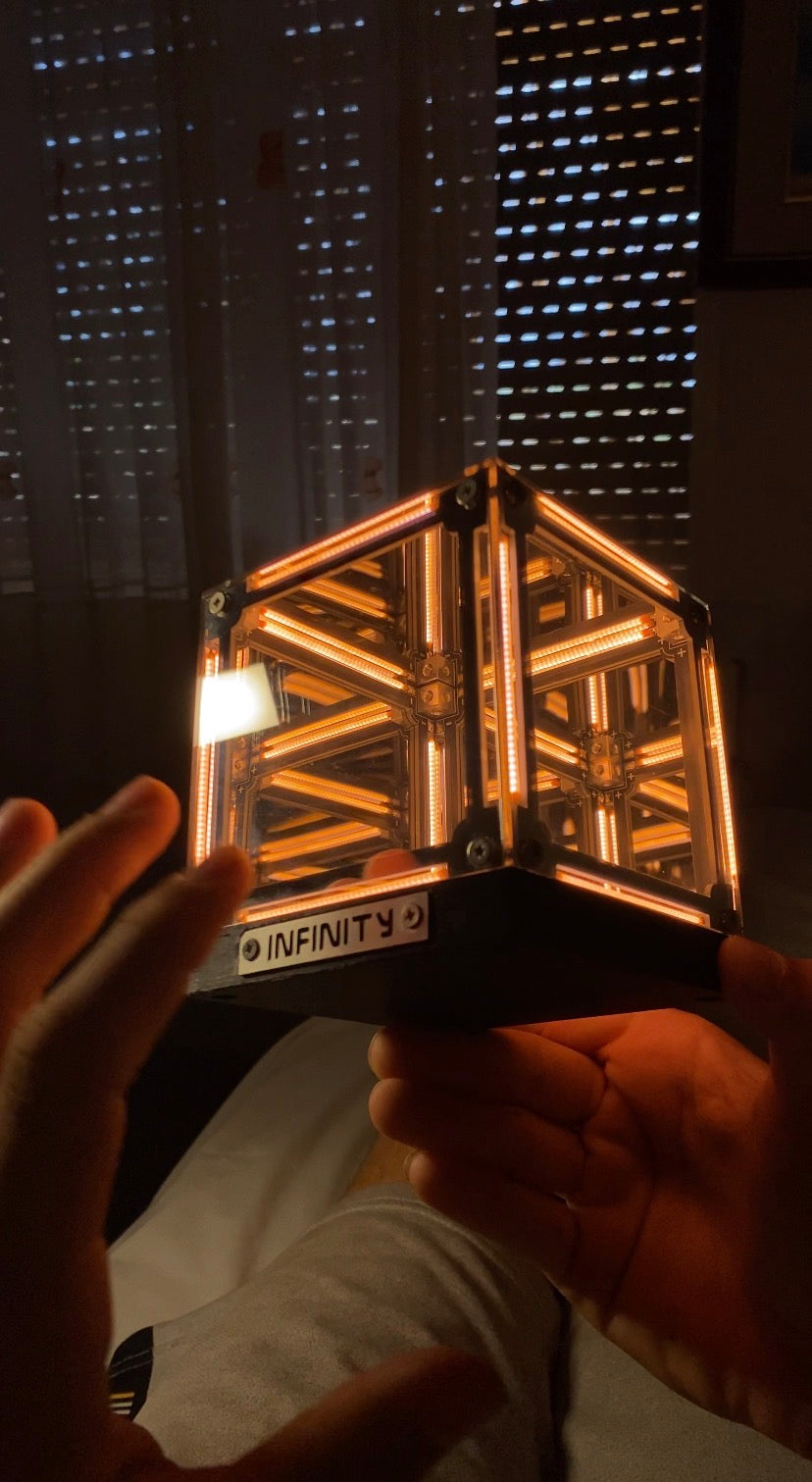 2x Infinity Cube™ 4D